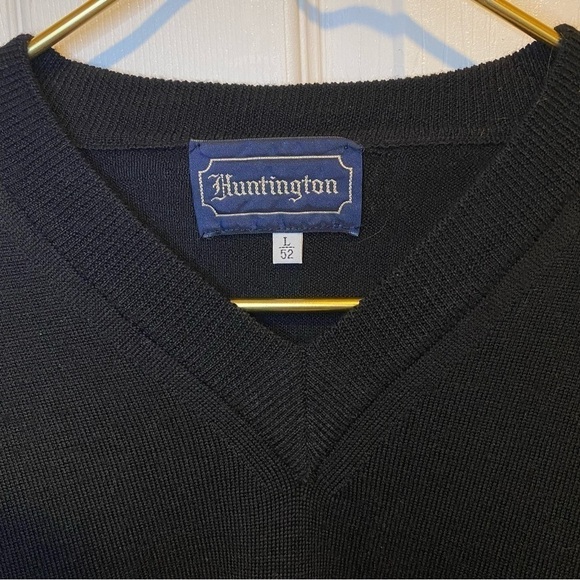 Huntington v neck black sweater made in Italy 100% Merino Wool Large size: 52 - Picture 4 of 11